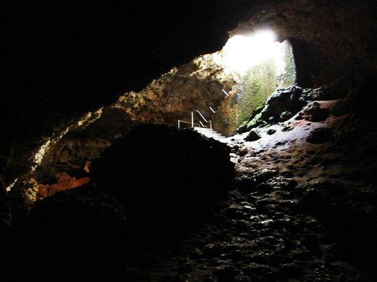 Cueva de coral de Mangapwani